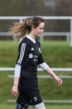Bild 198 - wBJ SV Henstedt Ulzburg - TSV Sch�nberg : Ergebnis: 5:2